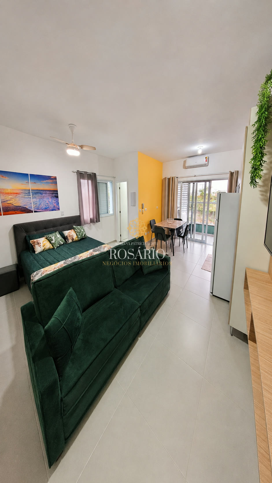 Studio mobiliado com piscina na cobertura e vista mar
